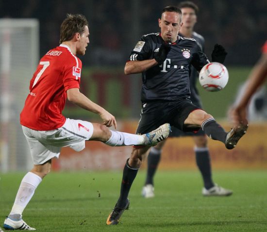 决战大湾区 再创新辉煌 2025年山东体育春节联欢晚会举行.